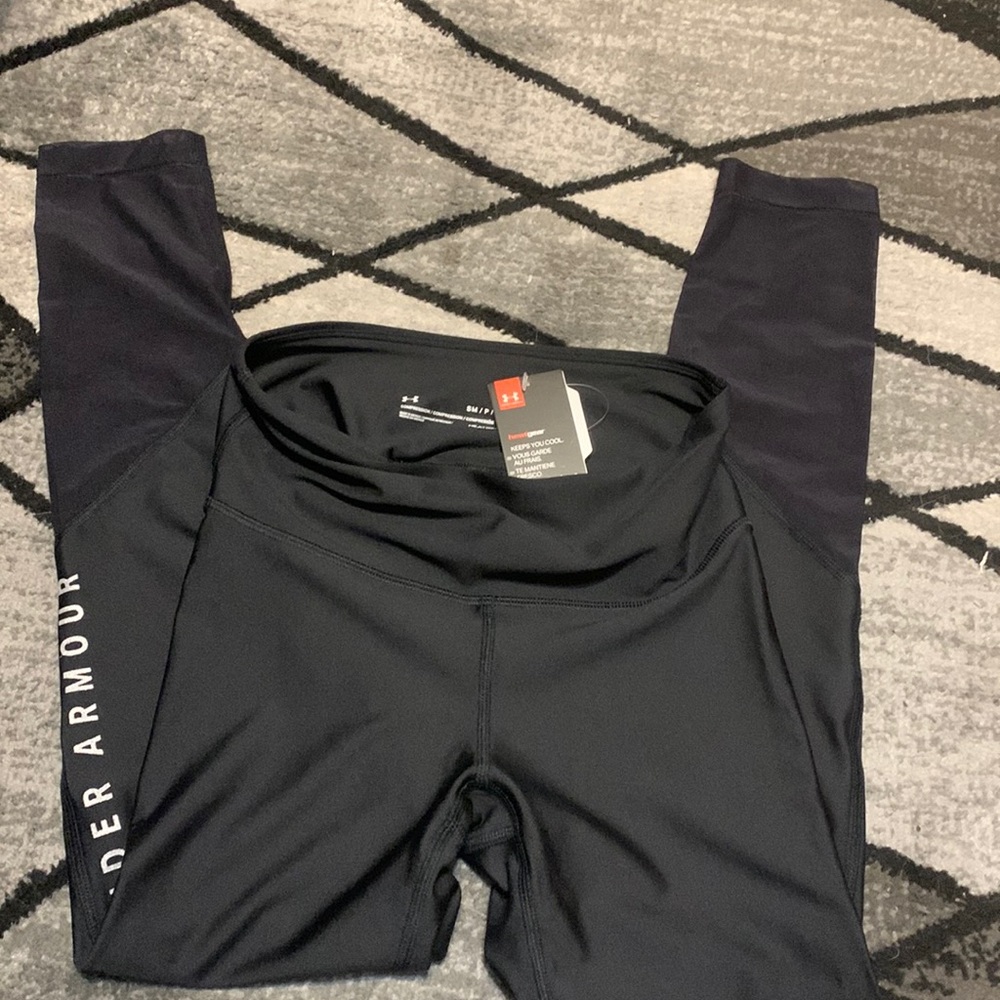 Brand new - under Armour work out leggings